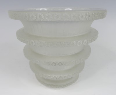 Lot 139 - René Lalique (1860-1945) - a 1930s Chevreuse...