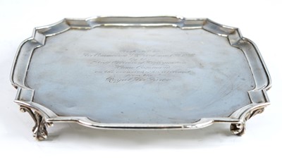 Lot 591 - A George V silver card waiter, of shaped...