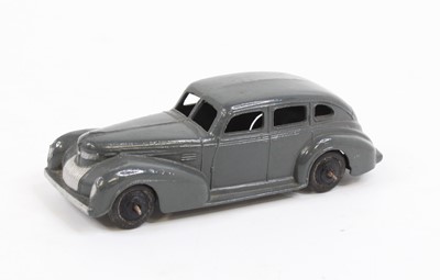 Lot 1116 - Dinky 39e Chrysler Royal Sedan, comprising...