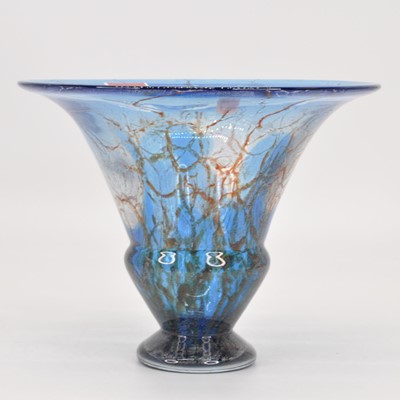 Lot 147 - A 20th century blue art glass vase, having...