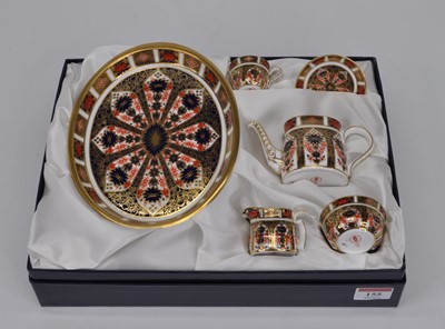 Lot 155 - A Royal Crown Derby Imari 1128 pattern...