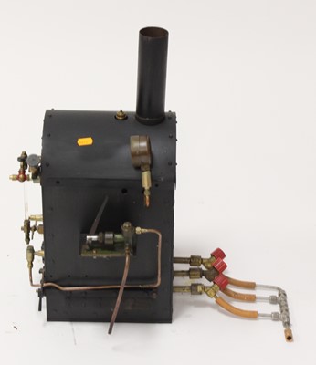 Lot 20 - Large scale gas powered commercially made...