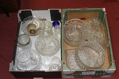 Lot 297 - Two boxes of mixed glass ware to include crystal