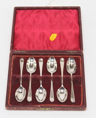 Lot 331 - A set of six George VI silver teaspoons in...