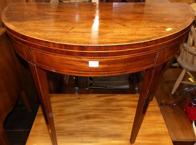 Lot 1333 - An early 19th century mahogany and rosewood...