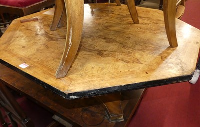 Lot 1391 - A burr elm octagonal low coffee table, dia.107cm