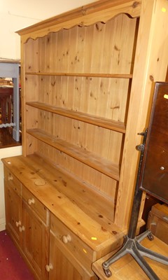 Lot 1501 - A modern pine kitchen dresser, w.136cm