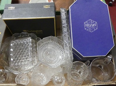 Lot 695 - A box of glassware to include Stuart crystal