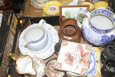 Lot 711 - A box of ceramics to include Doulton Lambeth