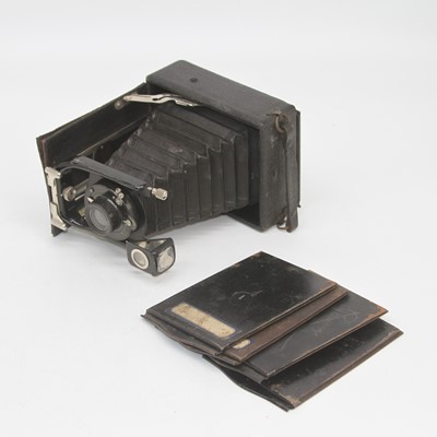 Lot 564 - A plate camera