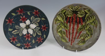 Lot 10 - A Cobridge Stoneware plate with floral...