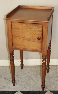 Lot 4416 - An early 19th century mahogany three-quarter...