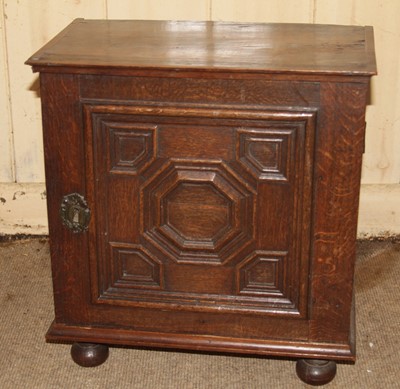 Lot 4424 - An 18th century oak table-top curiosity...