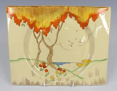 Lot 95 - A 1930s Clarice Cliff Taormina pattern pottery...