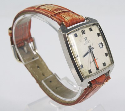 Lot 2524 - A stainless steel Omega Seamaster automatic...