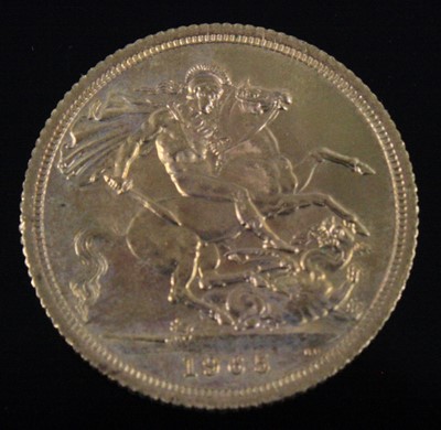 Lot 2002 - Great Britain, 1965 gold full sovereign,...