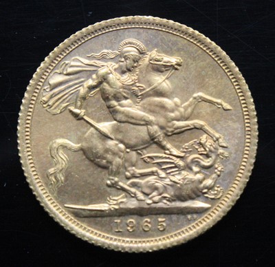 Lot 2005 - Great Britain, 1965 gold full sovereign....
