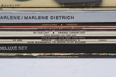 Lot 1020 - A collection of 12" vinyl to include The Beach...