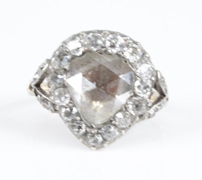 Lot 2300 - A George III yellow metal diamond cluster ring,...