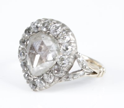 Lot 2300 - A George III yellow metal diamond cluster ring,...