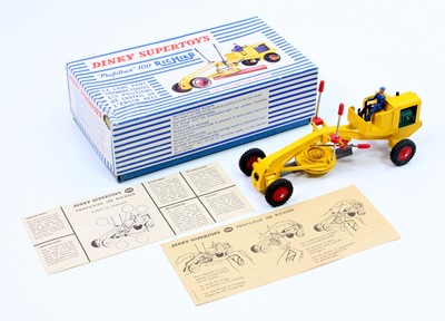 Lot 1018 - French Dinky Toys No. 886 Richier Road...