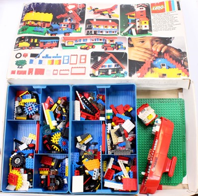 Lot 1924 - Collection of various Lego vintage box sets,...