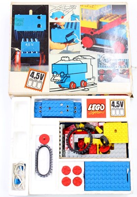 Lot 1924 - Collection of various Lego vintage box sets,...