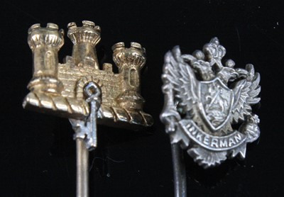 Lot 511 - A 9ct gold tie pin with crest for the...