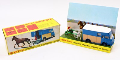 Lot 1007 - French Dinky Toys No. 571 Transport Saviem de...