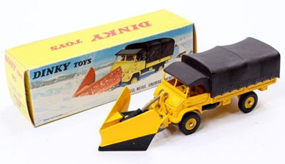 Lot 1012 - French Dinky Toys No. 567 Mercedes Benz Unimog...