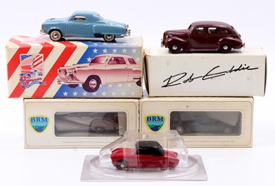 Lot 819 - A collection of 5 mixed 1/43rd scale white...