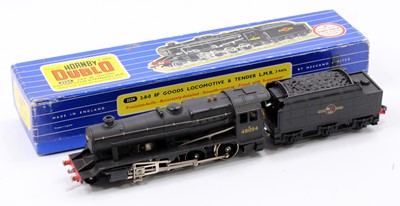 Lot 403 - 3224 3-rail Hornby-Dublo 8F 2-8-0 Freight loco,...