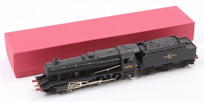 Lot 410 - 2225 2-rail Hornby-Dublo 2-8-0 8F freight loco...