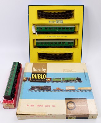 Lot 413 - 2050 Hornby-Dublo 2-rail Suburban Electric...