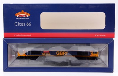 Lot 545 - 32-727X Bachmann Branch-Line class 66 diesel...