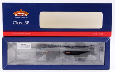 Lot 549 - 31-627B Bachmann Branch-Line class 3F loco &...