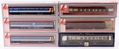 Lot 556 - Lima items: 3-car class 117 DMU in Network SE...