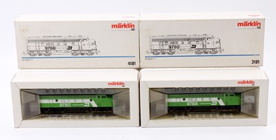 Lot 585 - Marklin H0 3181/4181 pair diesels Burlington...