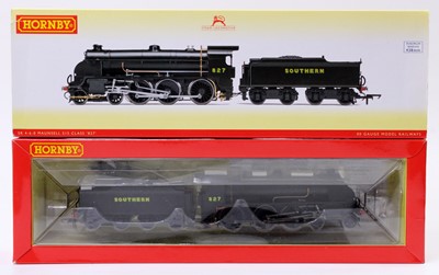 Lot 602 - R3411 Hornby SR S15 4-6-0 loco & tender 827...