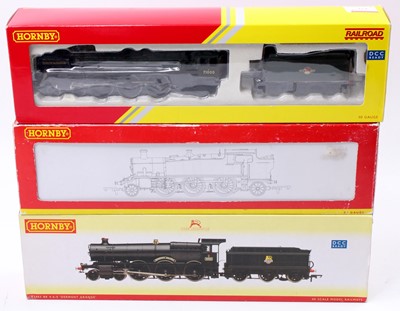 Lot 606 - Three Hornby locos: R2098A GW 2-6-2 tank 6147...