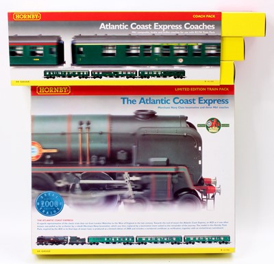 Lot 609 - R2194 Hornby ‘The Atlantic Coast Express’...