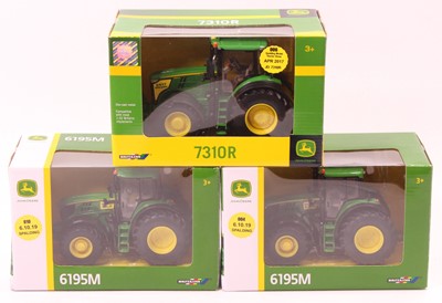 Lot 1643 - Britains John Deere Spalding Tractor Show...