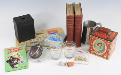 Lot 686 - A collection of miscellaneous items to include...