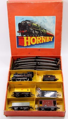 Lot 262 - A Hornby 0 gauge No. 55 clockwork goods train...