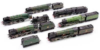 Lot 341 - A collection of seven various Hornby Dublo and...