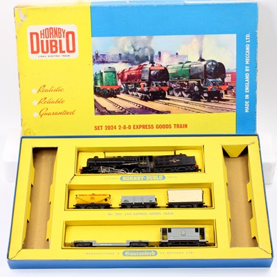 Lot 735 - 2024 Hornby-Dublo 2-rail Express Goods Train...