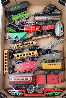 Lot 199 - One tray containing a quantity of mixed Hornby...