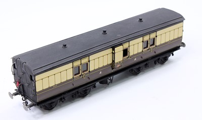 Lot 276 - A Kenard Models 0 gauge white metal kit built...