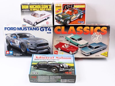 Lot 997 - A collection of 1/24th and 1/25th scale car...