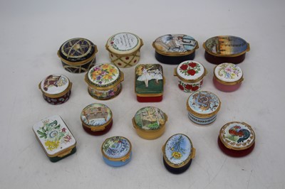 Lot 541 - A collection of assorted Crummles & Co...